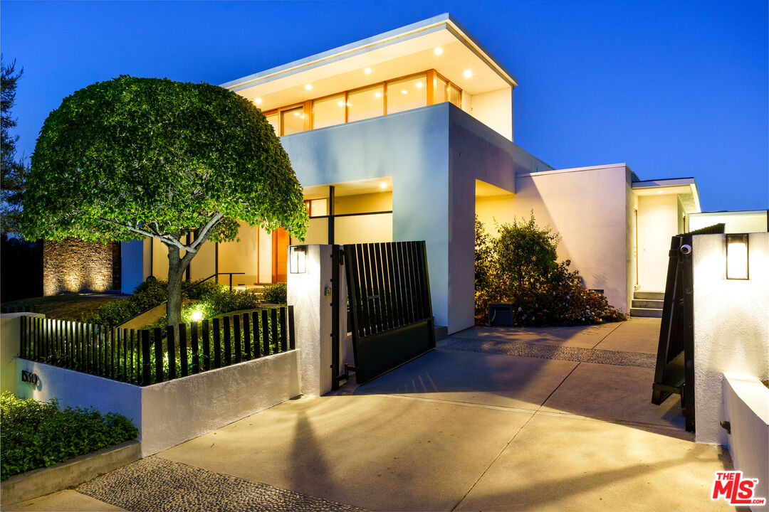 1530 Bel Air Rd