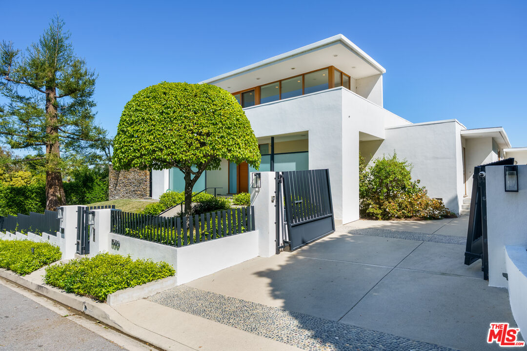 1530 Bel Air Rd