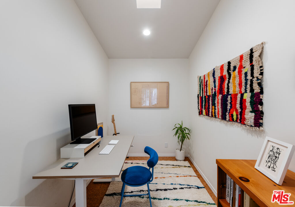 3858 Roble Vista Dr, Los Feliz