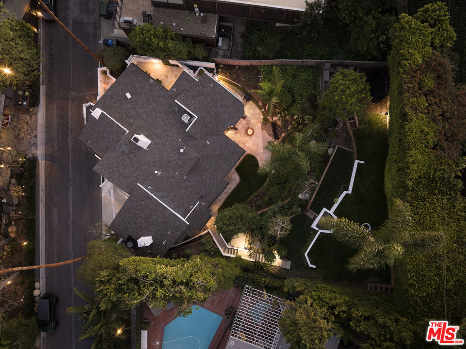 12317 Rochedale Ln, Brentwood