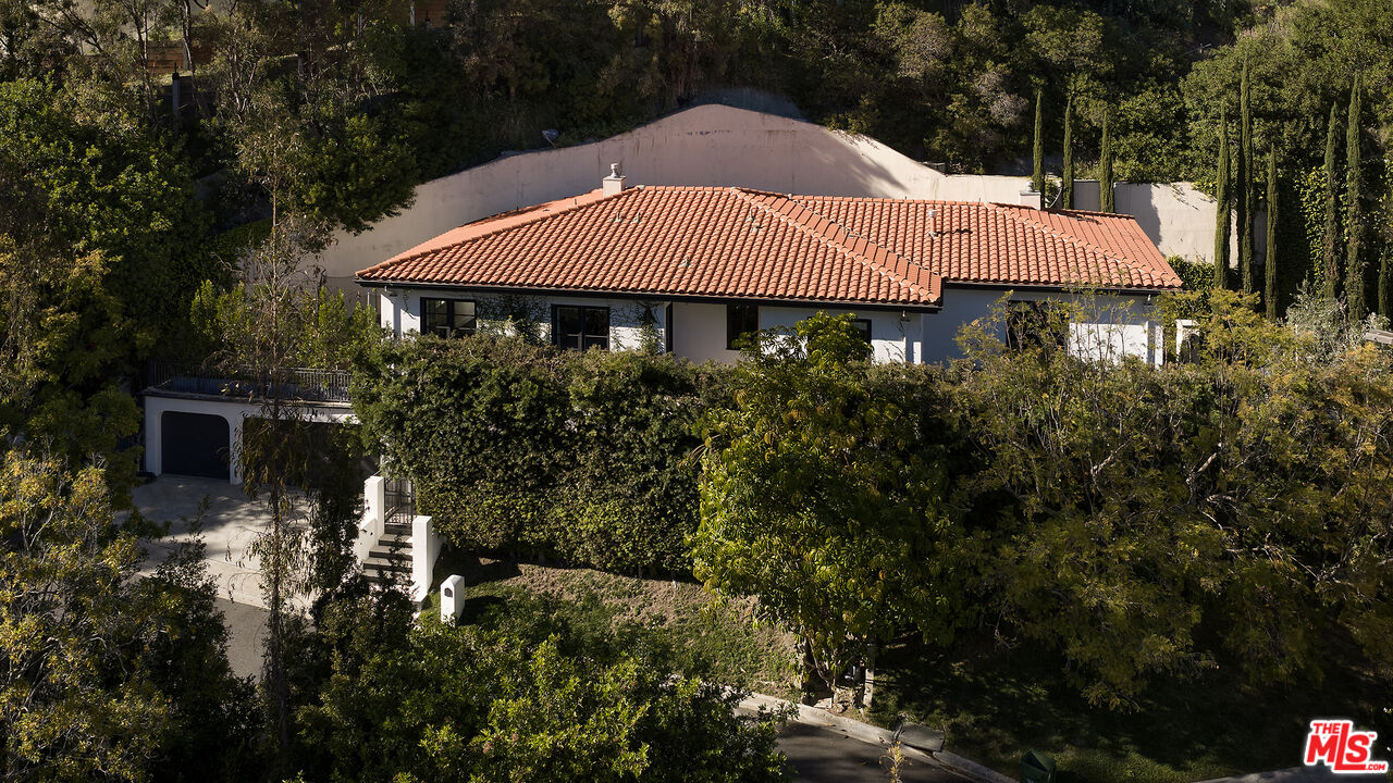 1600 Clear View Dr, Beverly Hills