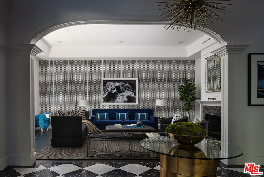 1600 Clear View Dr, Beverly Hills