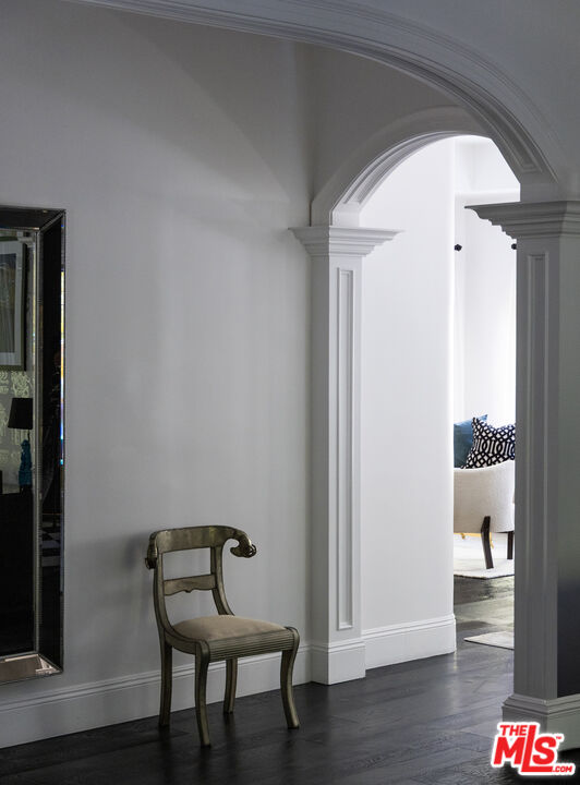 1600 Clear View Dr, Beverly Hills