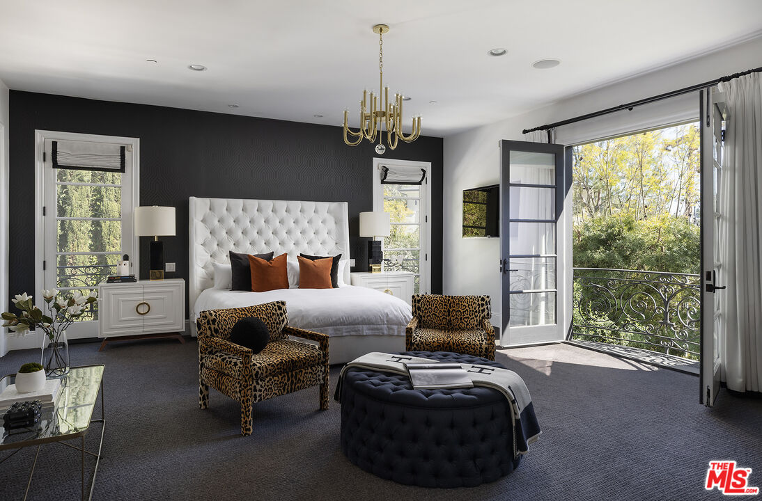 1600 Clear View Dr, Beverly Hills