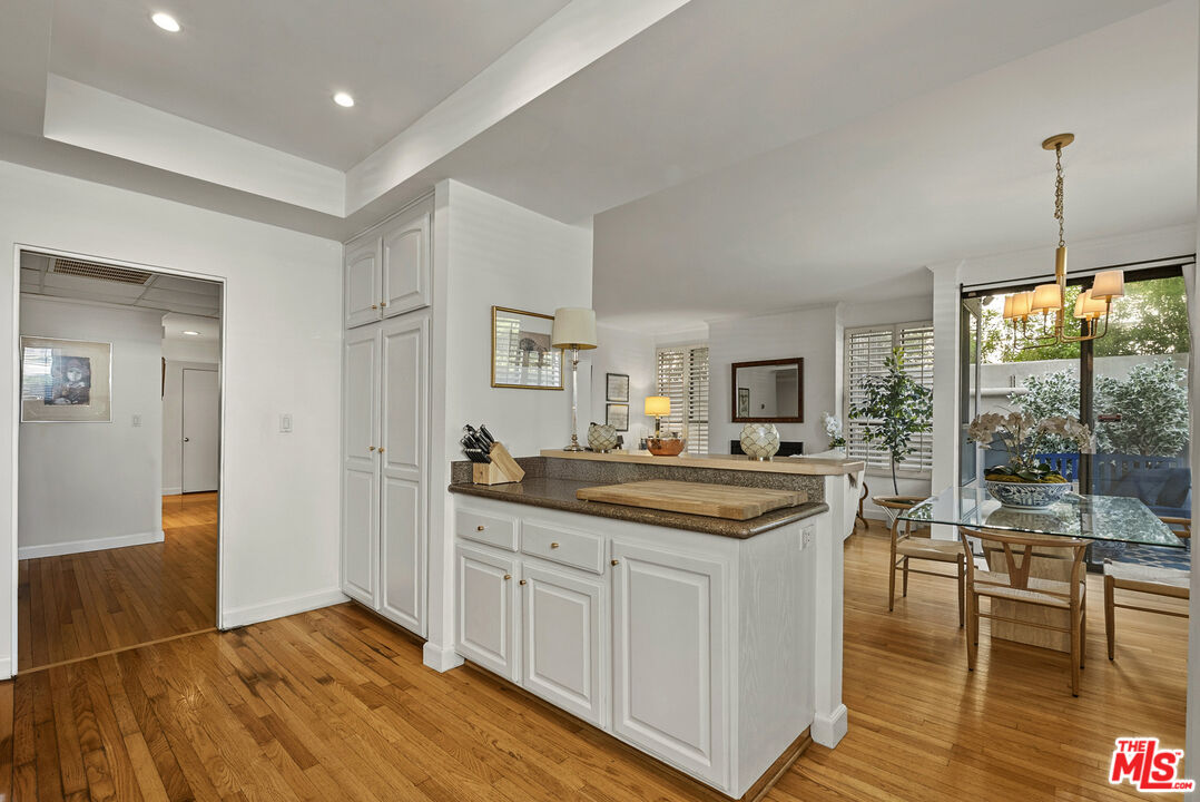 12115 San Vicente Blvd Unit: 111