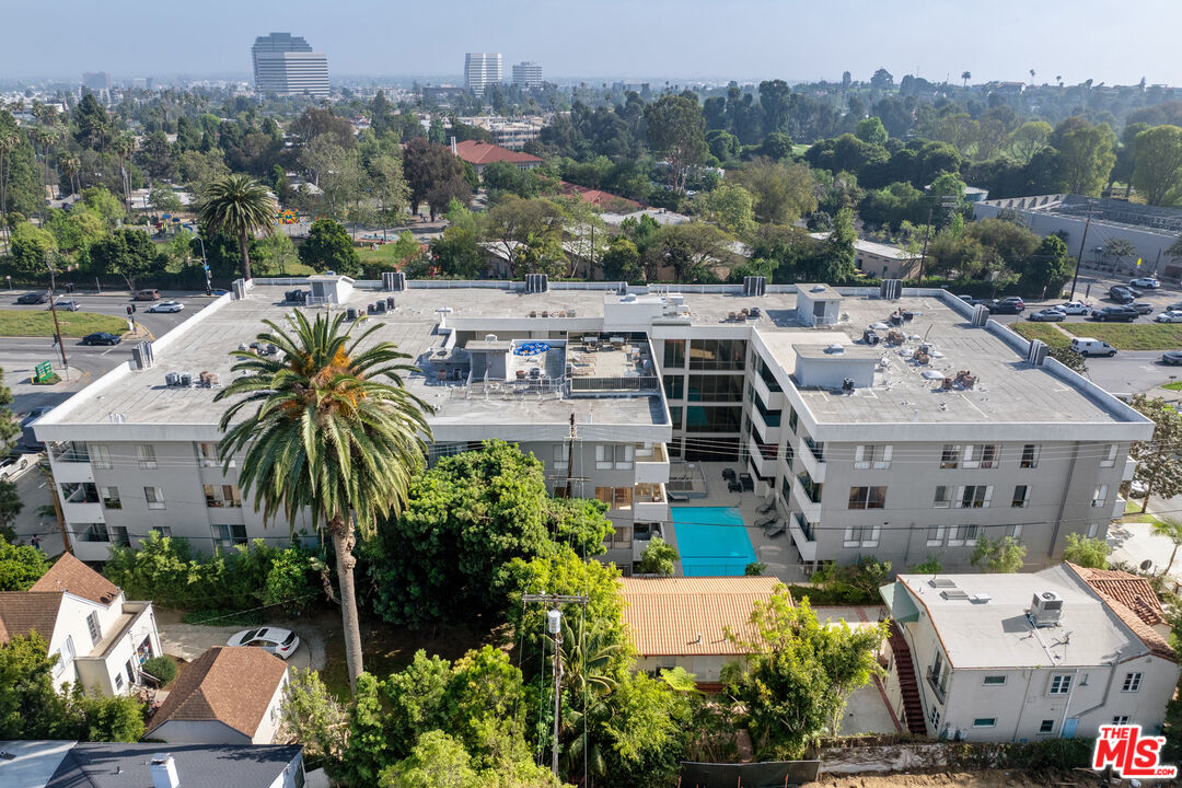 12115 San Vicente Blvd Unit: 111