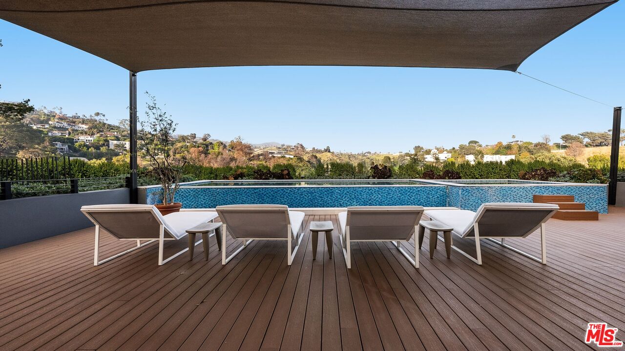 17335 Tramonto Dr, Pacific Palisades