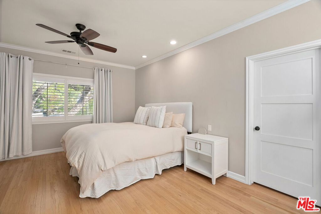 3734 Loadstone Drive, Sherman Oaks