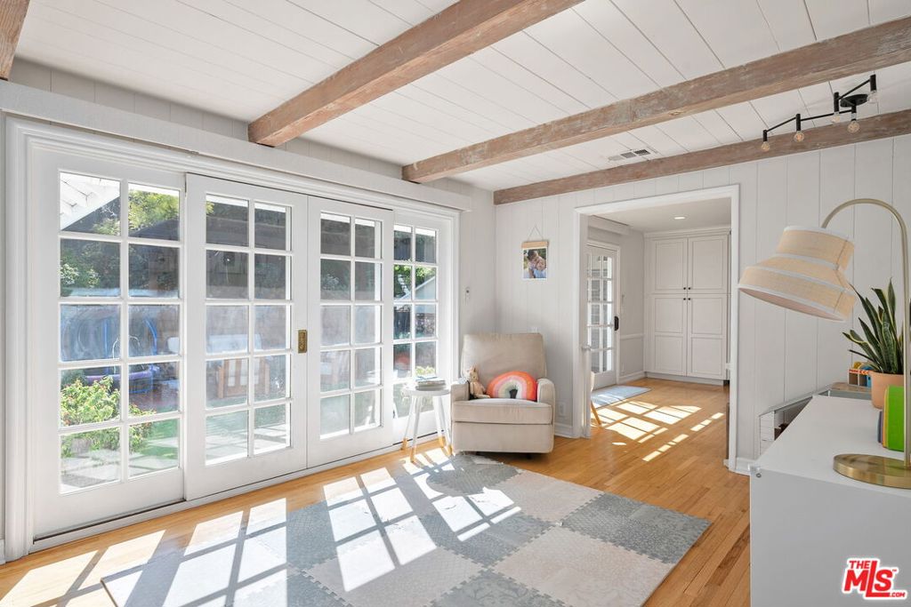 3734 Loadstone Drive, Sherman Oaks