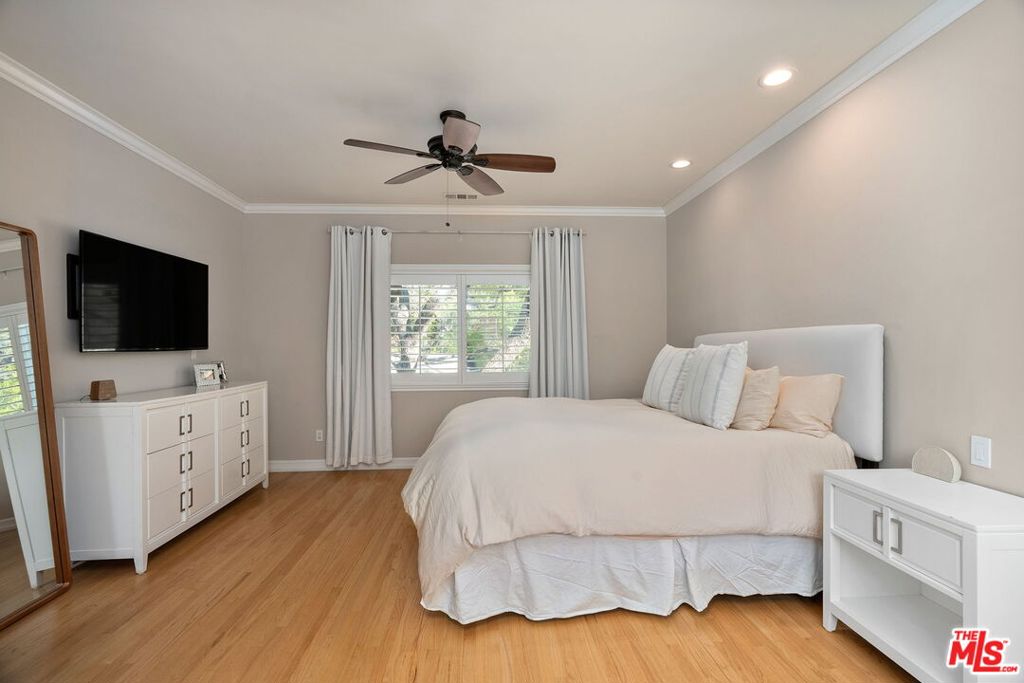 3734 Loadstone Drive, Sherman Oaks