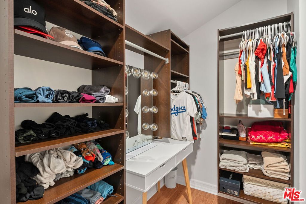 3734 Loadstone Drive, Sherman Oaks