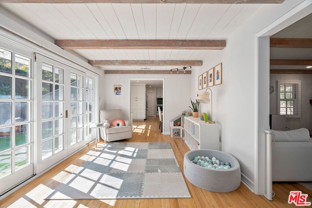 3734 Loadstone Drive, Sherman Oaks