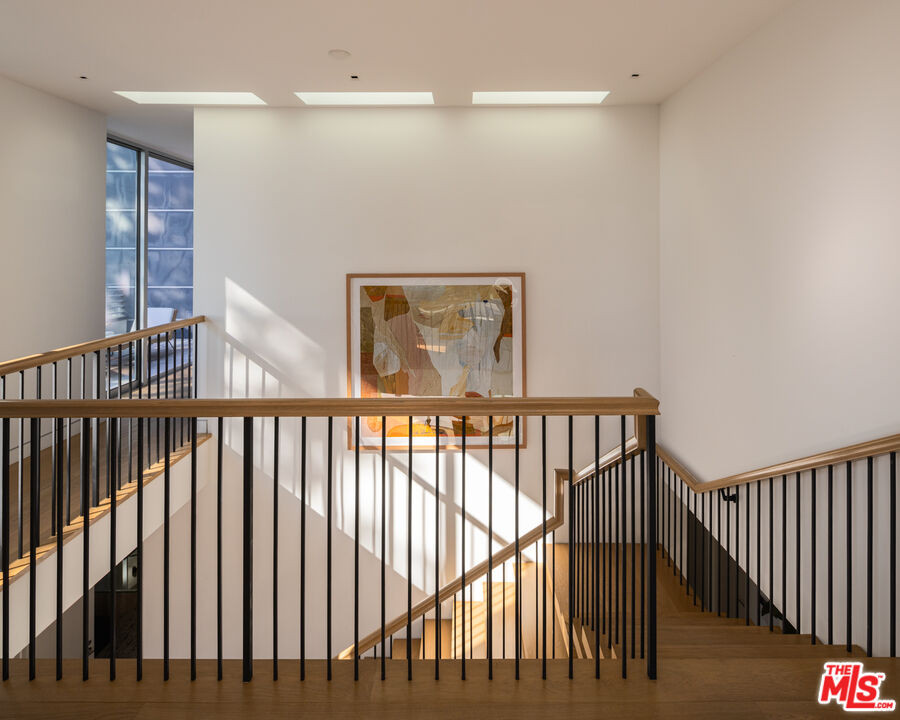 9011 Alto Cedro Dr, Beverly Hills