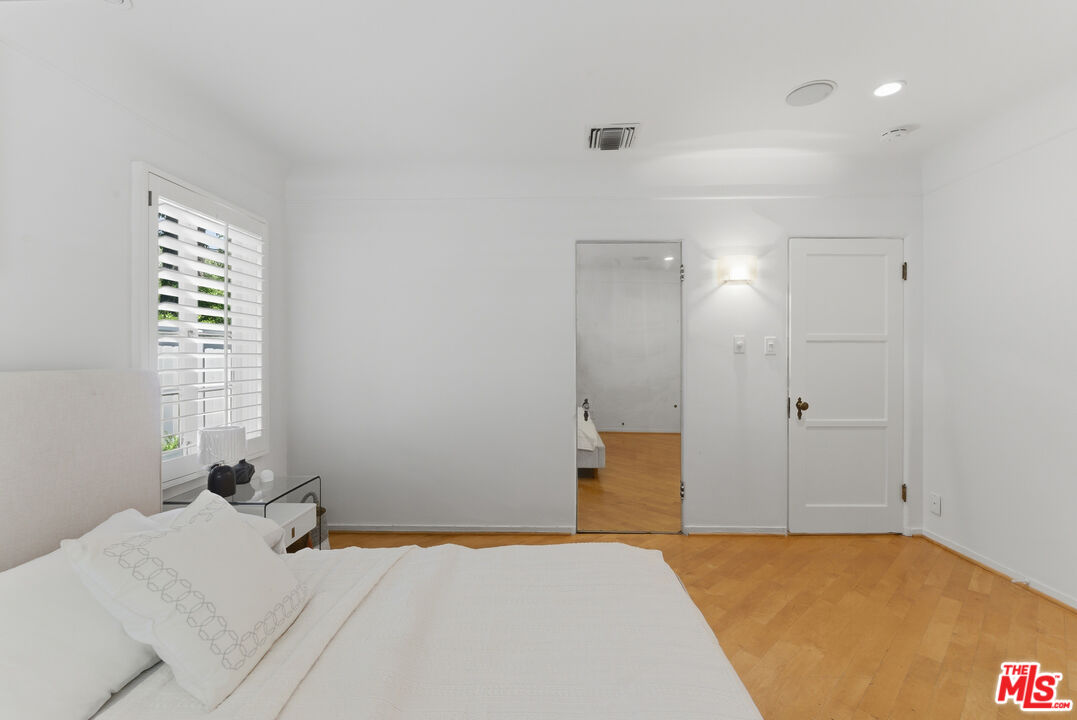 12263 Laurel Terrace Dr