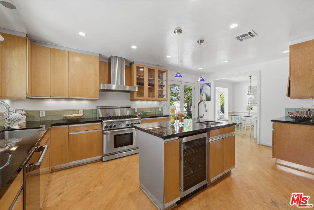 12263 Laurel Terrace Dr
