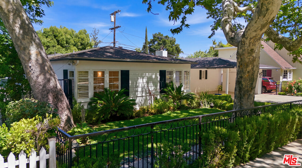 12263 Laurel Terrace Dr
