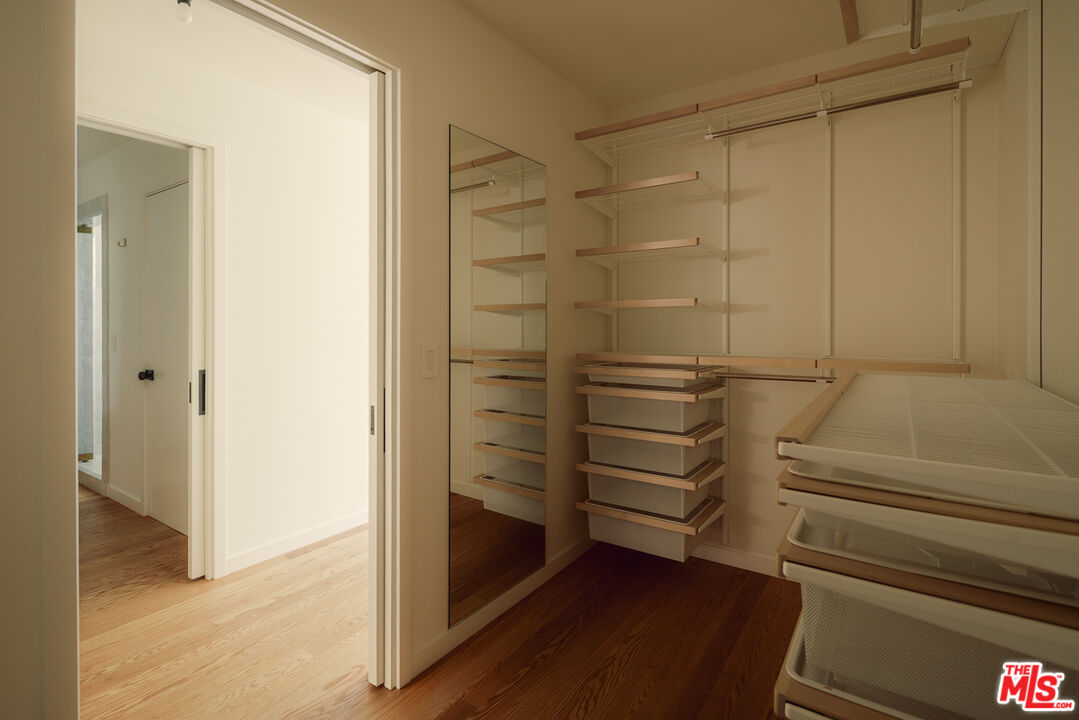 914 Bienveneda Ave, Pacific Palisades 