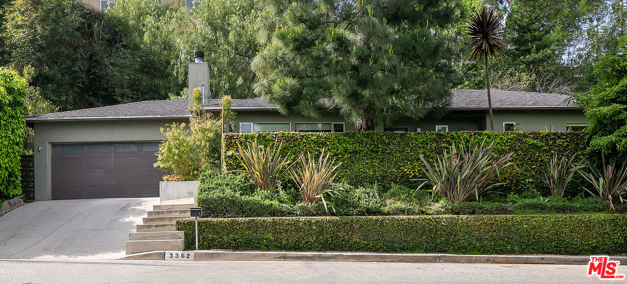 3362 Coy Dr, Sherman Oaks 