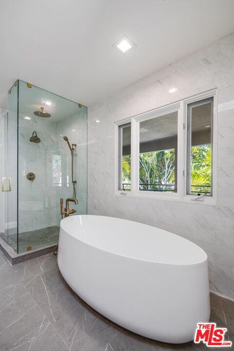161 N Hamel Dr, Beverly Hills