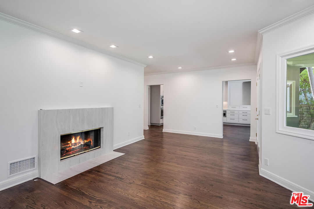 161 N Hamel Dr, Beverly Hills
