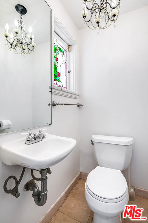 2441 Glendower Ave, Los Feliz