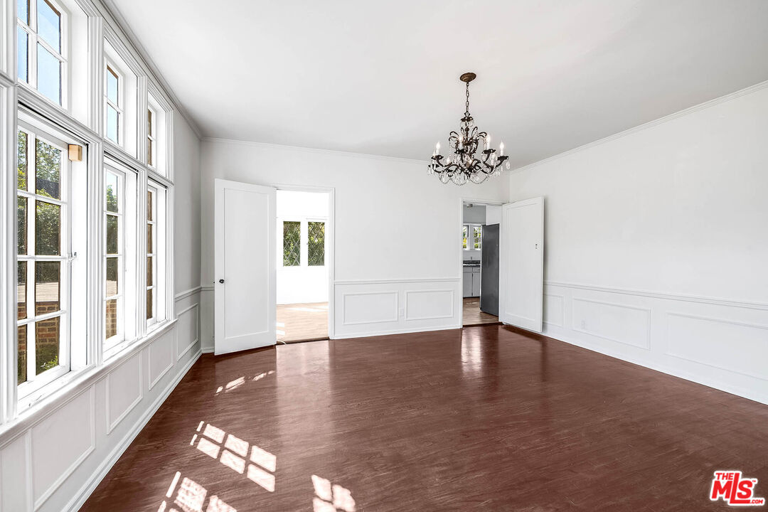 2441 Glendower Ave, Los Feliz