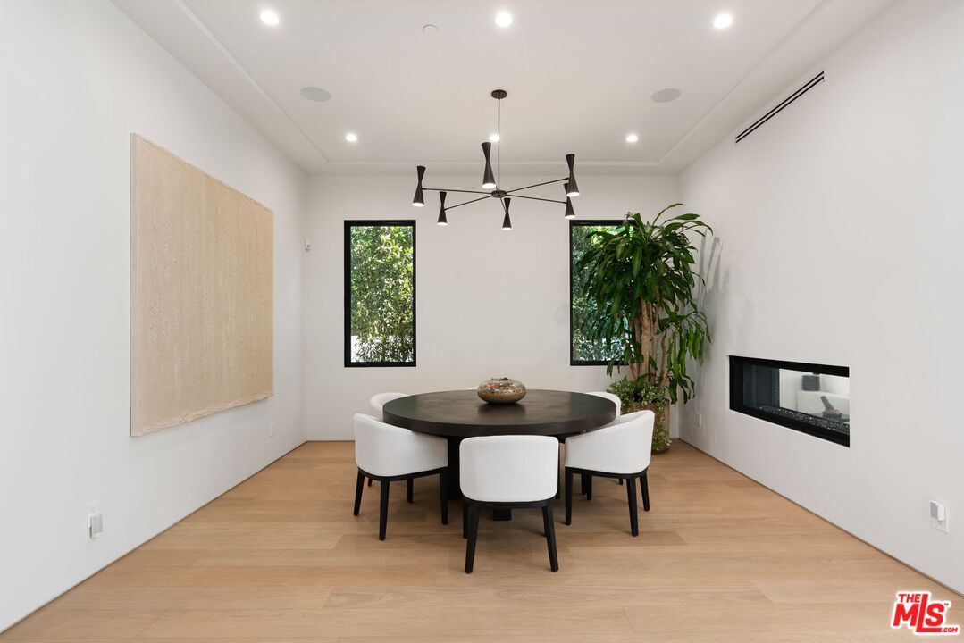 6258 Drexel Ave