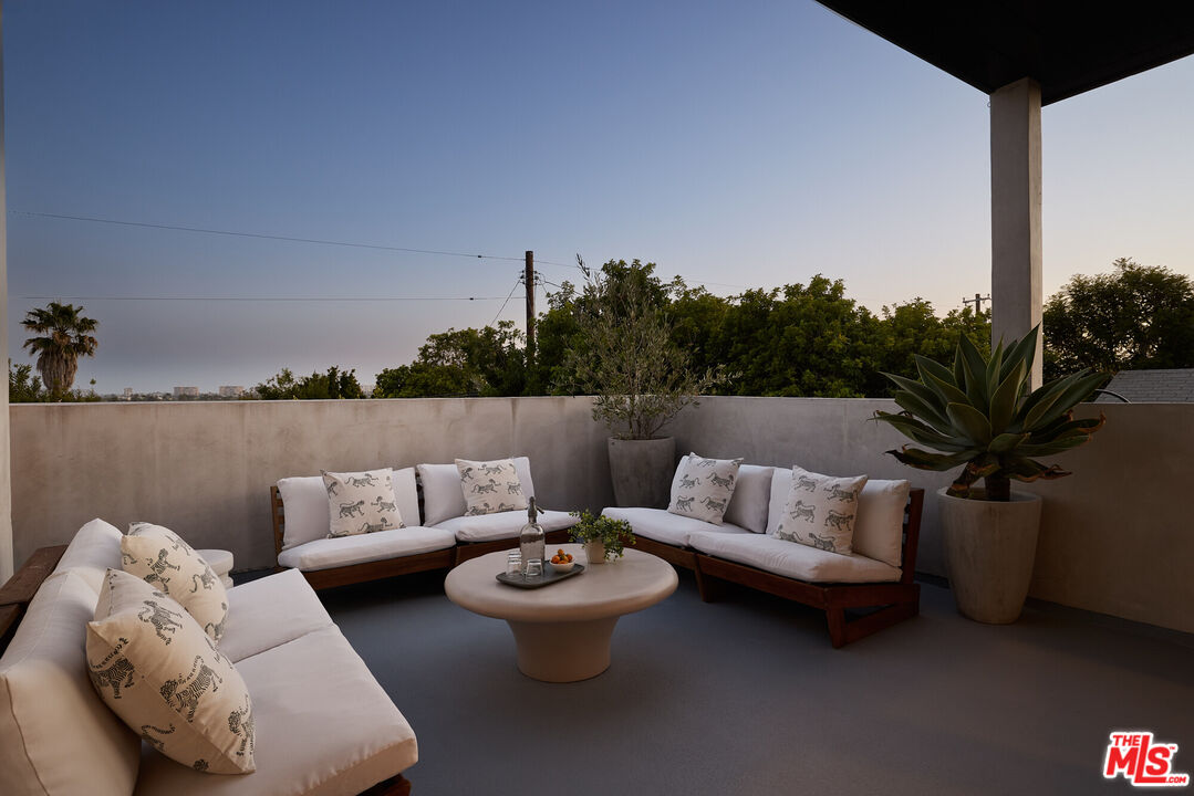 12906 Warren Ave, Mar Vista
