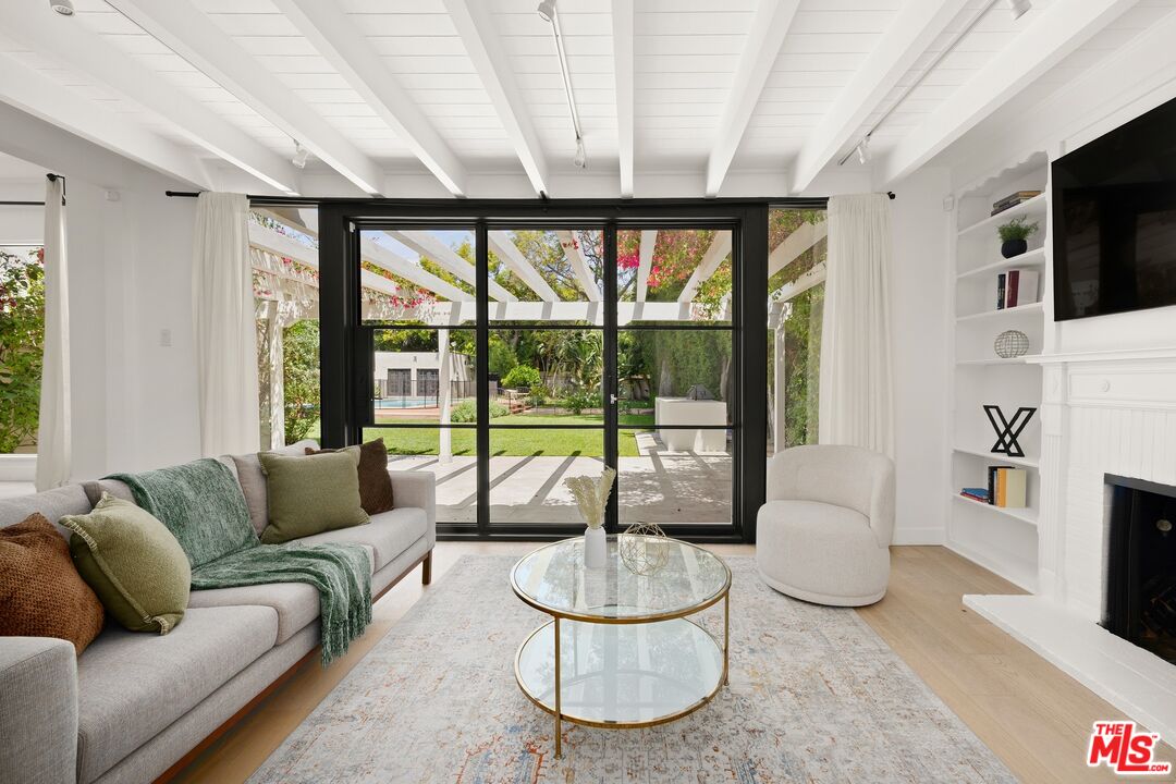 712 N Rodeo Dr, Beverly Hills