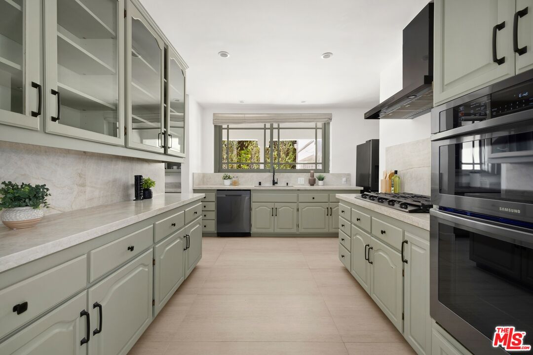 712 N Rodeo Dr, Beverly Hills