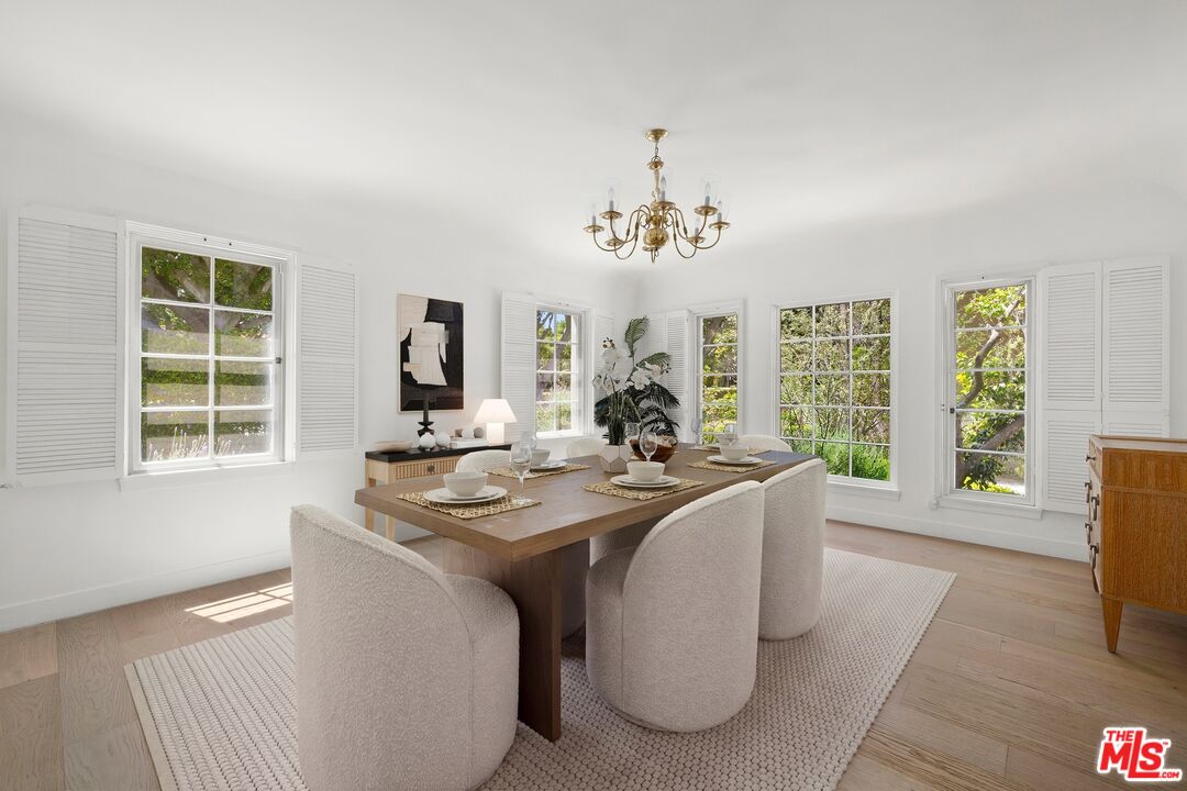 712 N Rodeo Dr, Beverly Hills