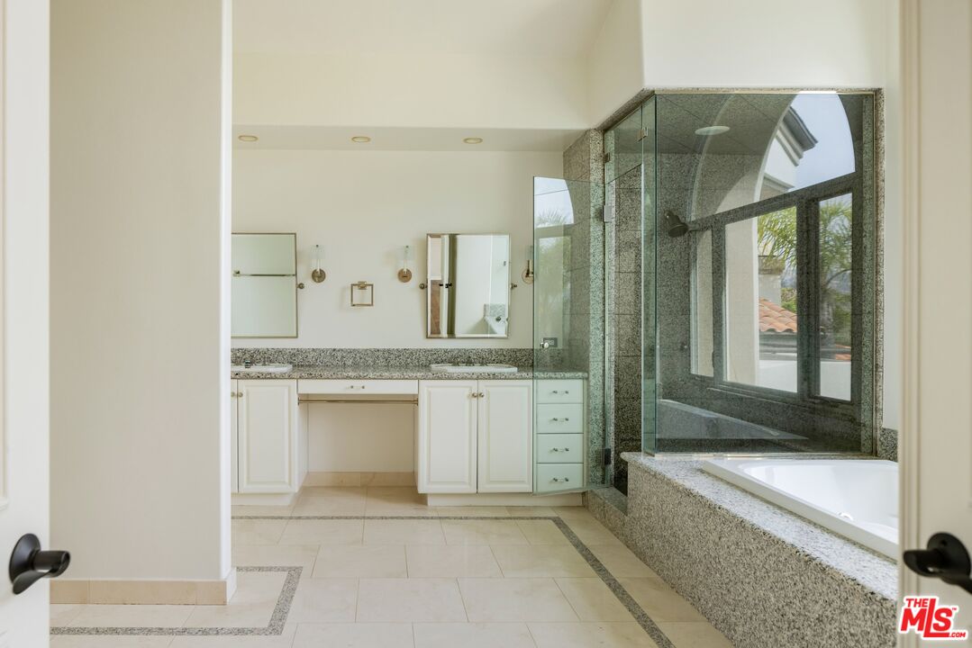 1445 Cuesta Linda, Pacific Palisades