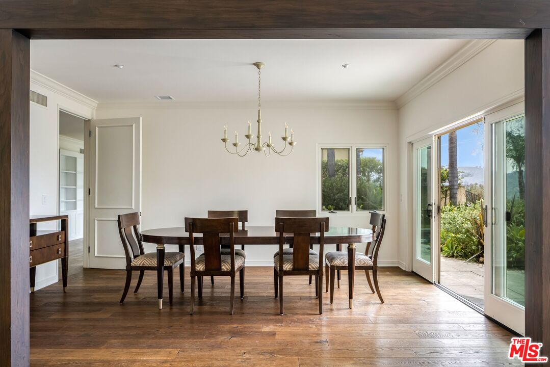 1445 Cuesta Linda, Pacific Palisades