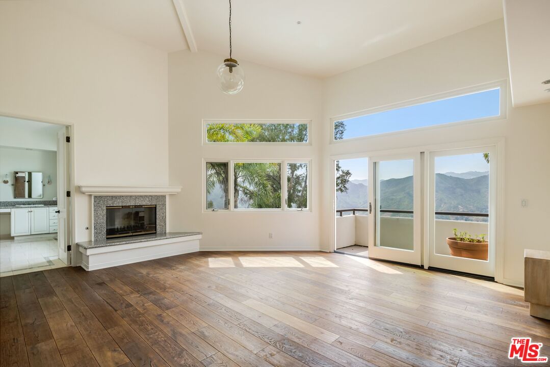 1445 Cuesta Linda, Pacific Palisades