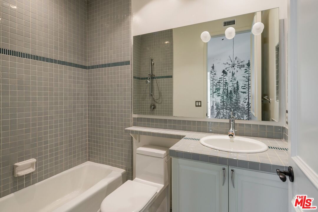 1445 Cuesta Linda, Pacific Palisades