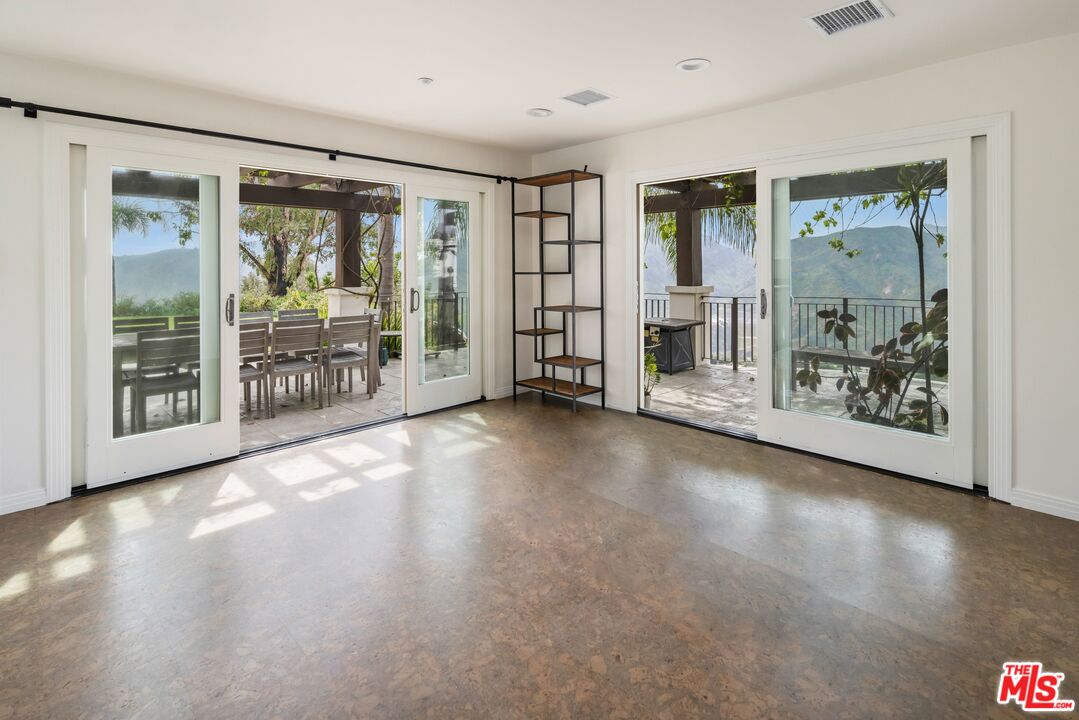 1445 Cuesta Linda, Pacific Palisades