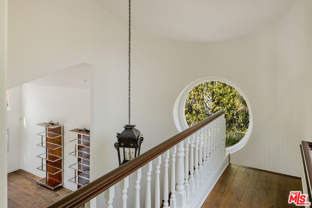 1445 Cuesta Linda, Pacific Palisades