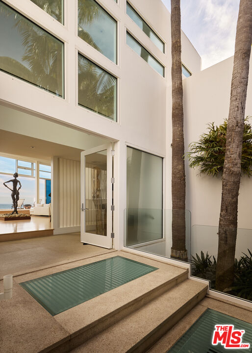 26808 Malibu Cove Colony Dr, Malibu