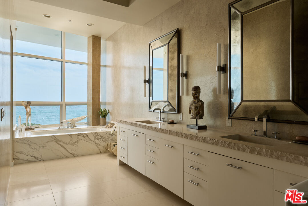 26808 Malibu Cove Colony Dr, Malibu