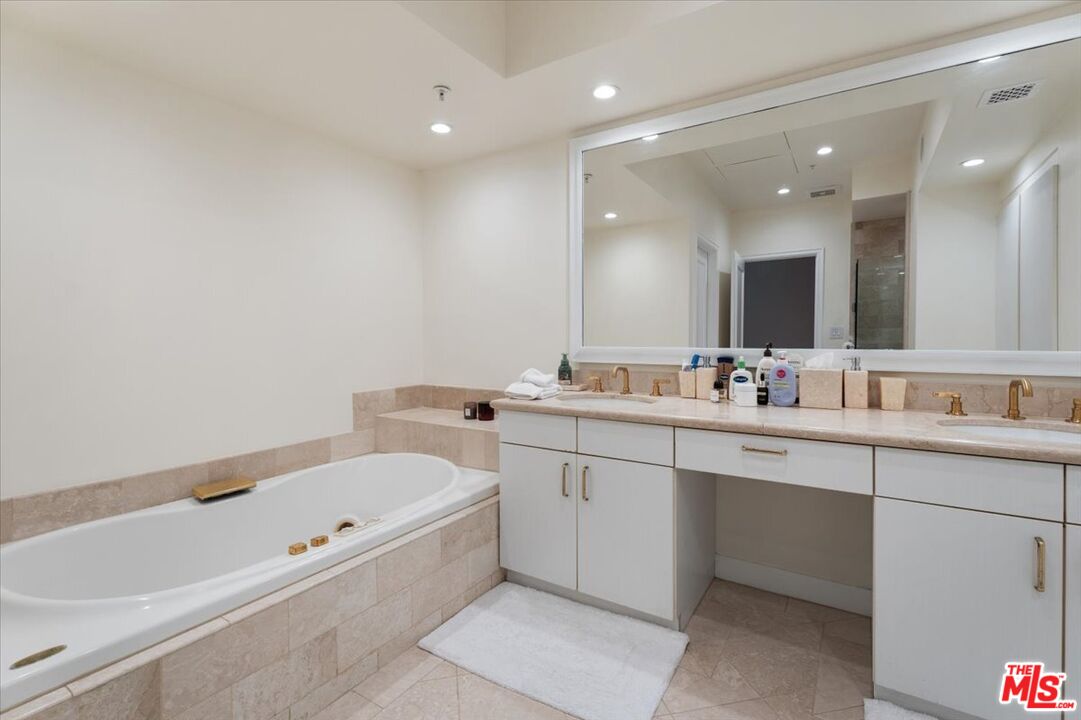 10580 Wilshire Blvd Unit: 2