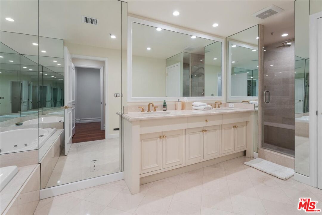 10580 Wilshire Blvd Unit: 2