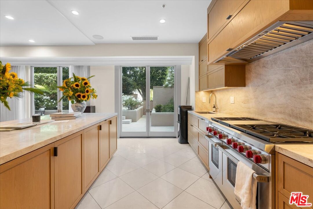 10580 Wilshire Blvd Unit: 2