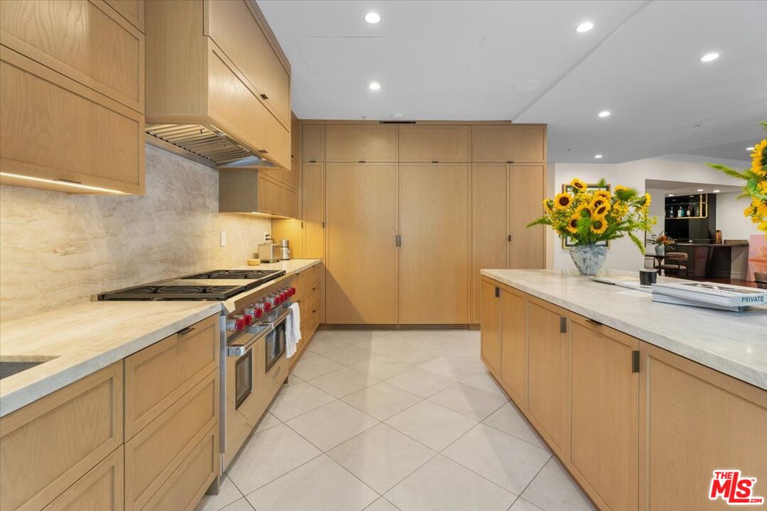 10580 Wilshire Blvd Unit: 2