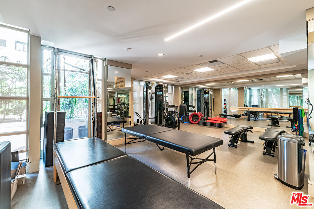 10580 Wilshire Blvd Unit: 2