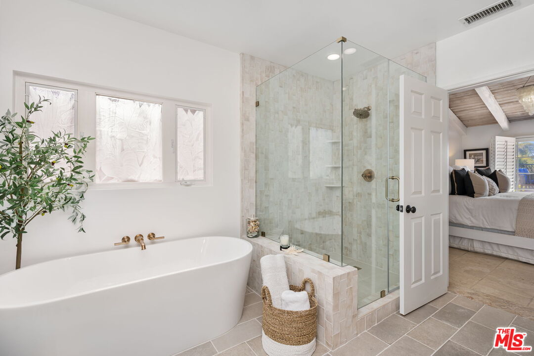 213 Via Cordova, Newport Beach