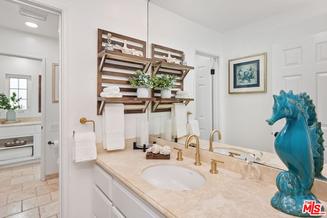 213 Via Cordova, Newport Beach