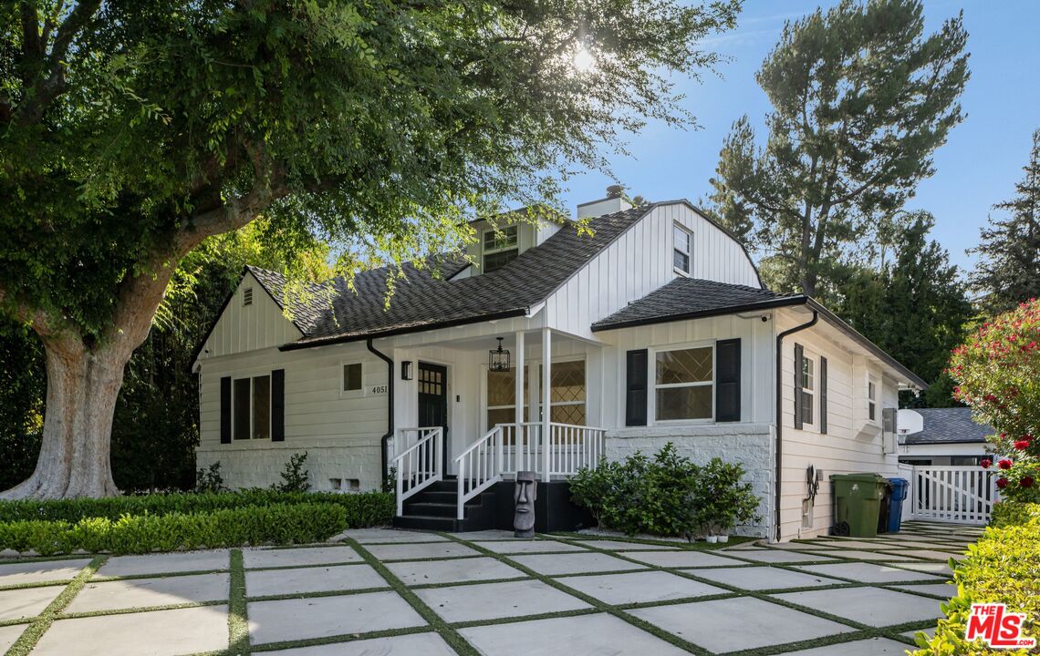 4051 Beverly Glen Blvd, Sherman Oaks 