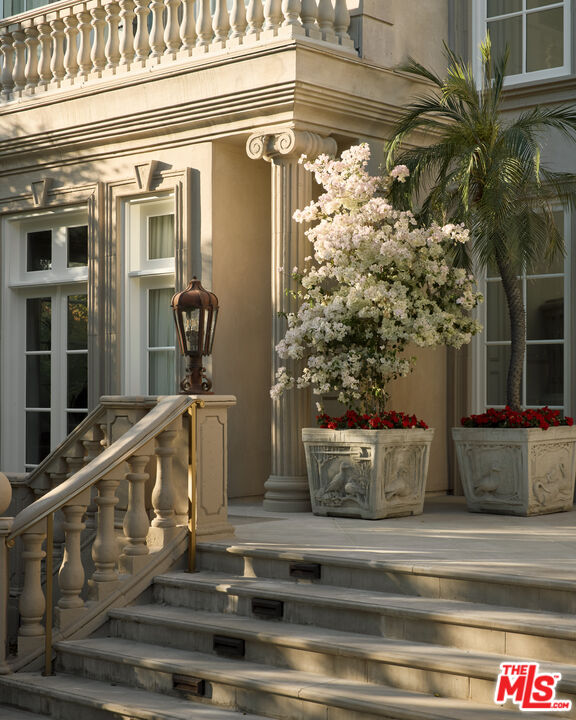 628 N Rodeo Dr, Beverly Hills 