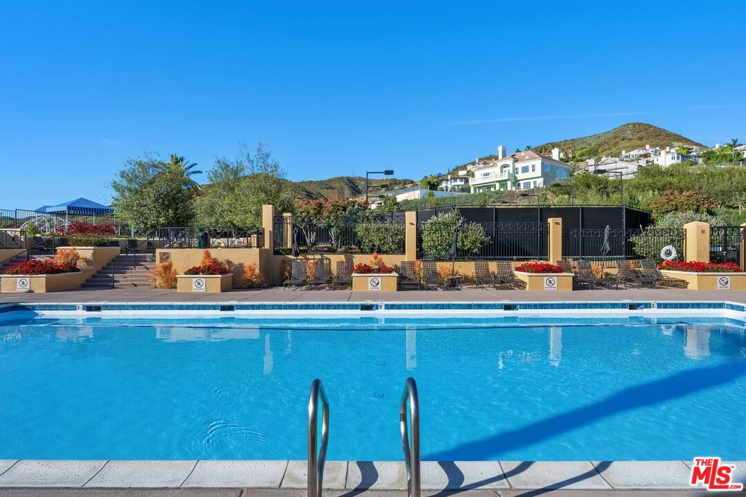16649 CALLE HALEIGH, Pacific Palisades 