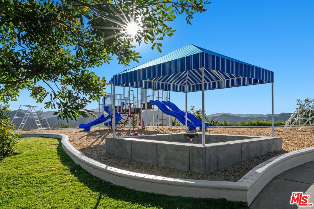 16649 CALLE HALEIGH, Pacific Palisades 